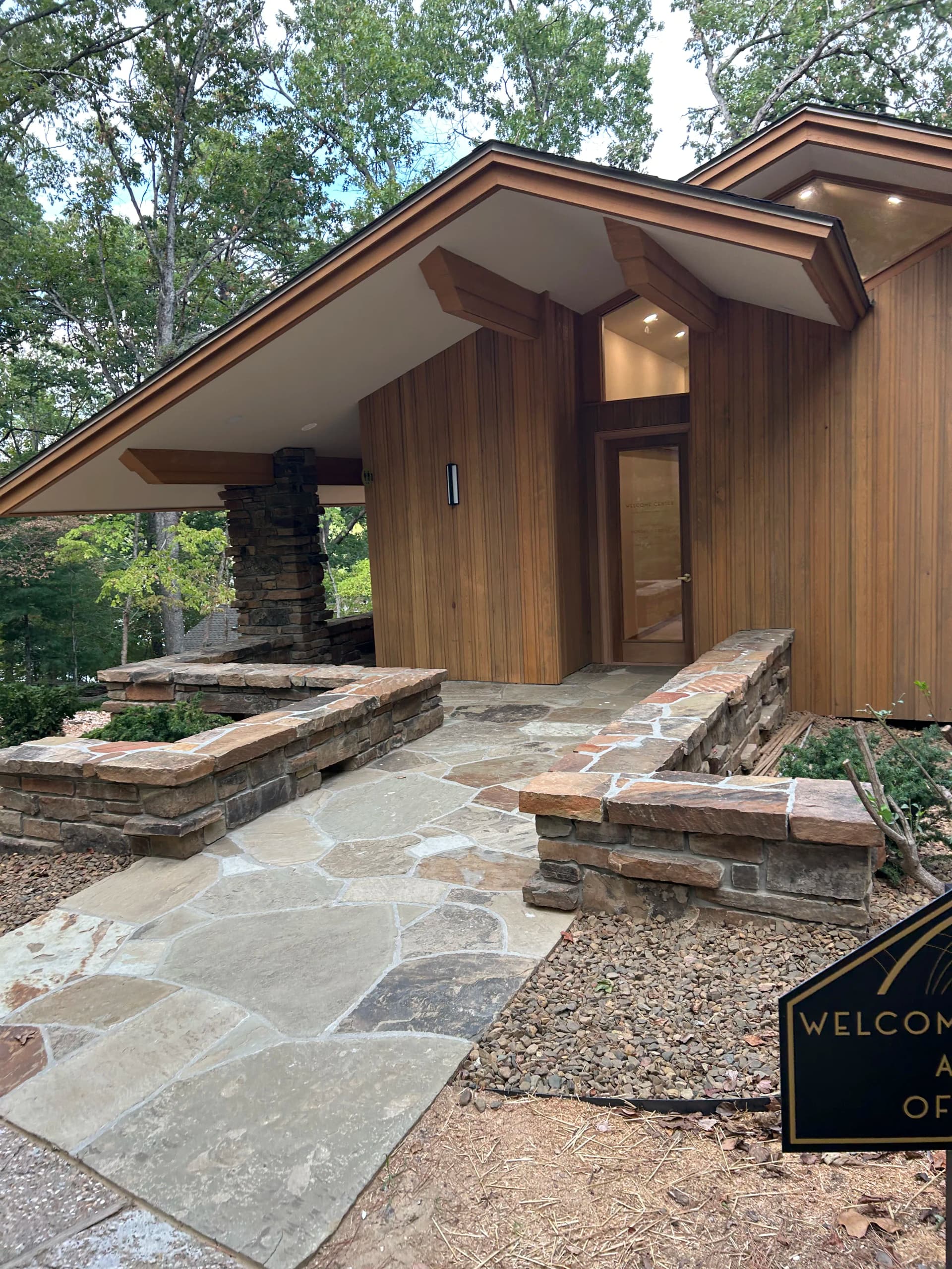 Gallery photos for Native Stone Walls, Columns, and Flagstone at a Bella Vista Home: Image #2
